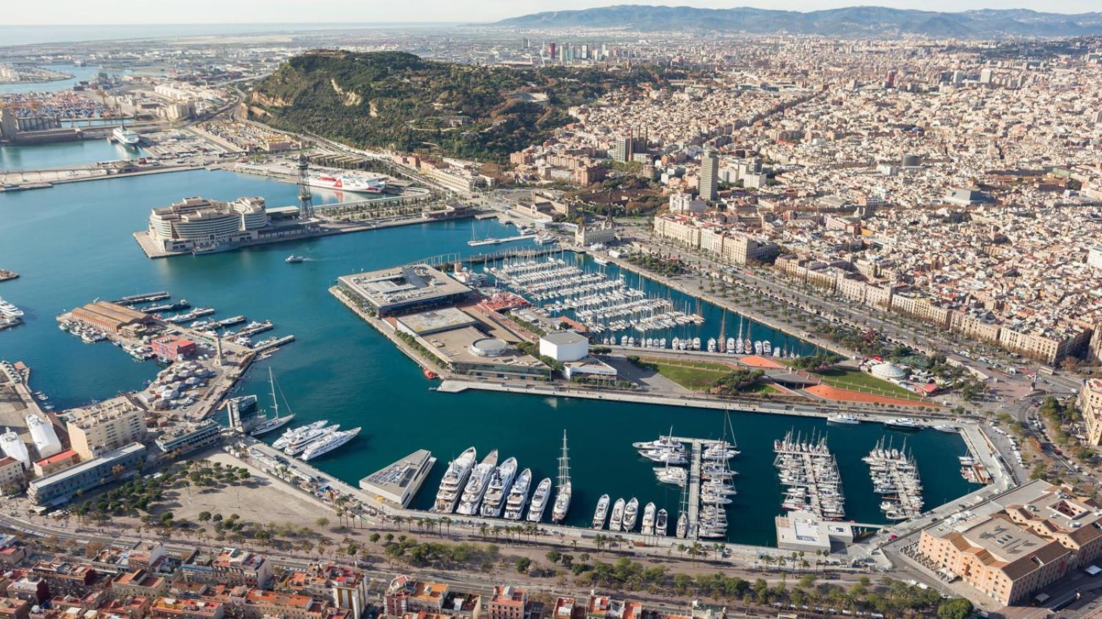 Spacious Yacht Hotel Barcelona City Center 5 Cabins Εξωτερικό φωτογραφία